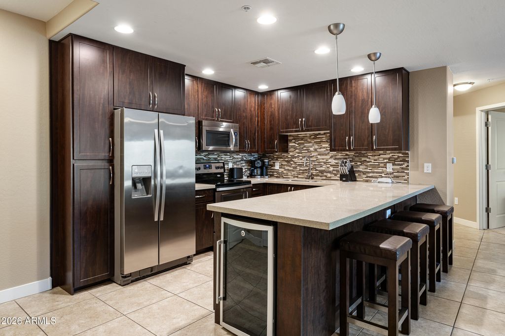 5450 E DEER VALLEY Drive 3170, Phoenix, AZ 85054 — photo 4