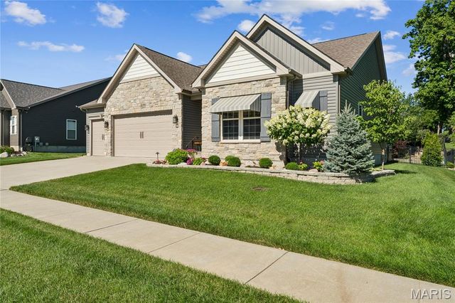 5331 Wilson Court, Oakville, MO 63129