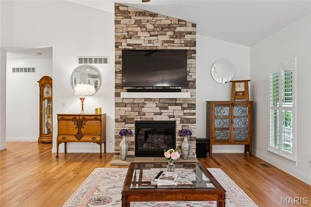 5331 Wilson Court, Oakville, MO 63129