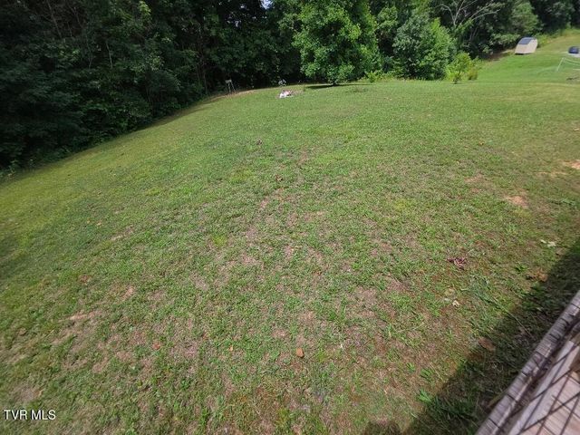176 Rivershadows Drive, Rogersville, TN 37857