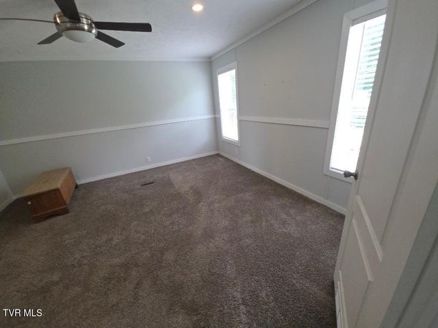 176 Rivershadows Drive, Rogersville, TN 37857