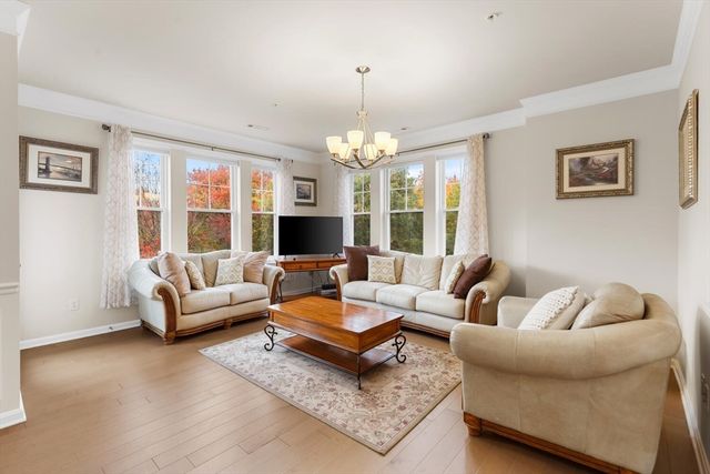 2213 Pennington Dr 2213, Walpole, MA 02081