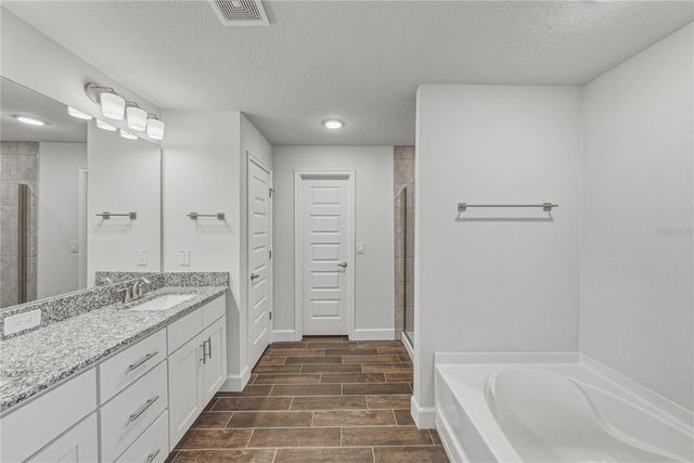 41049 STANTON HALL DRIVE, Dade City, FL 33525