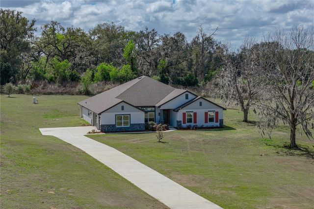 41049 STANTON HALL DRIVE, Dade City, FL 33525