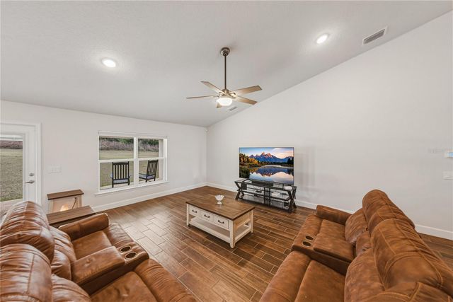 41049 STANTON HALL DRIVE, Dade City, FL 33525