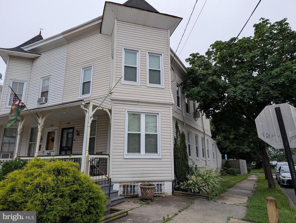 644 BATH ST, Bristol, PA 19007