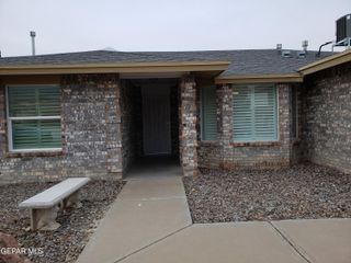 4365 LOMA DE ORO Drive, El Paso, TX 79934