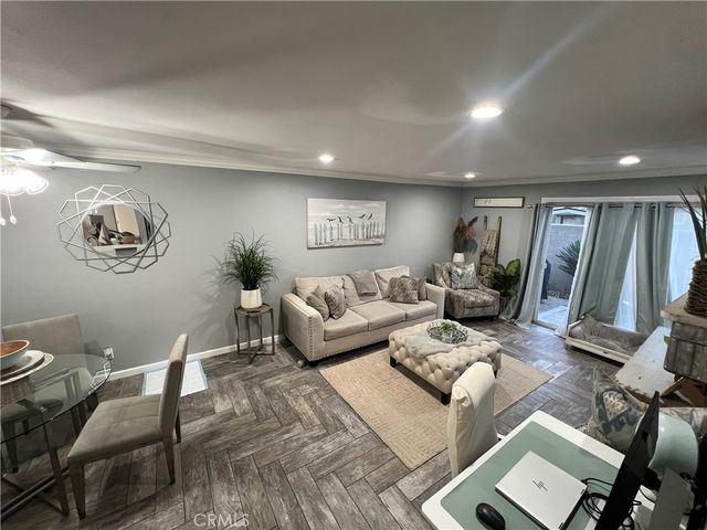 21421 Juan 7, Hawaiian Gardens, CA 90716