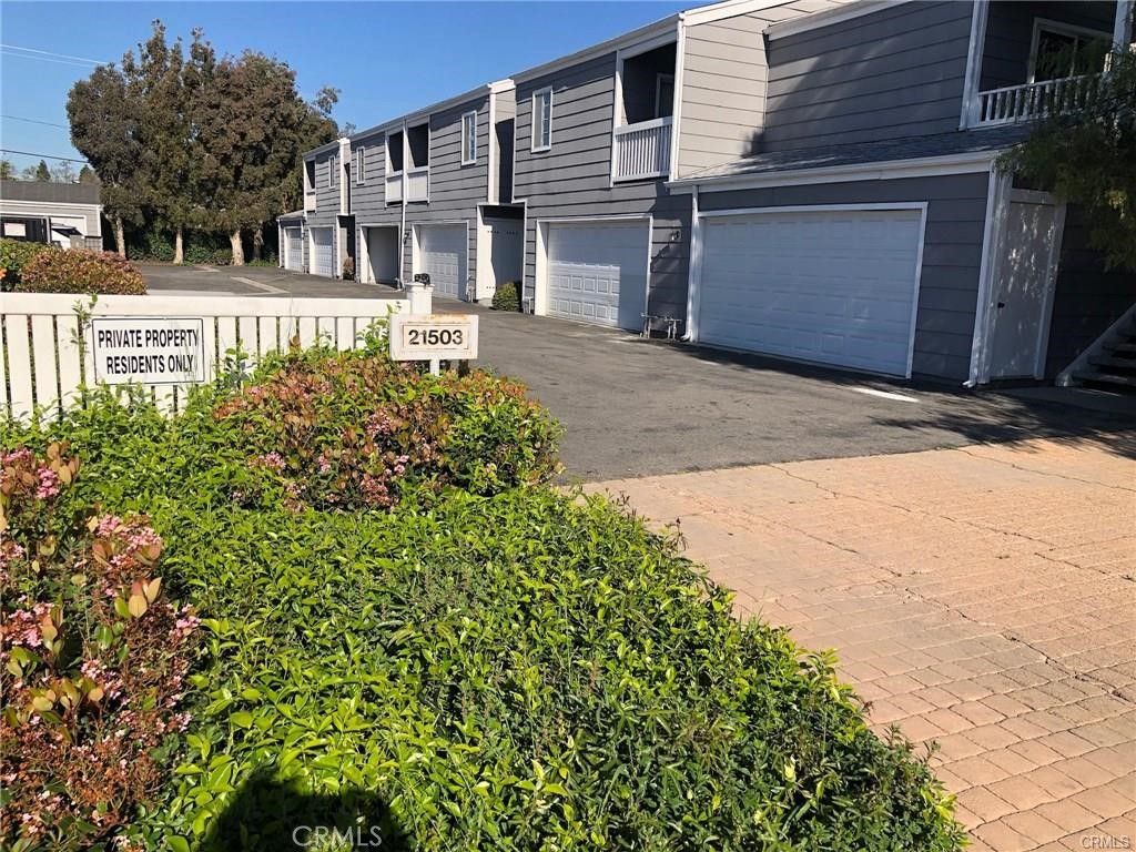 21421 Juan 7, Hawaiian Gardens, CA 90716