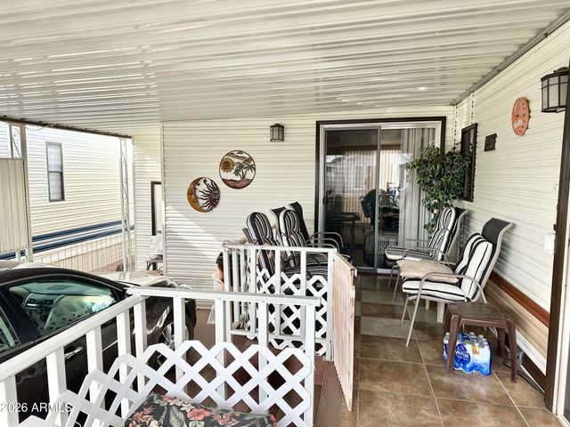 1015 S PROPSECTOR Drive, Apache Junction, AZ 85119