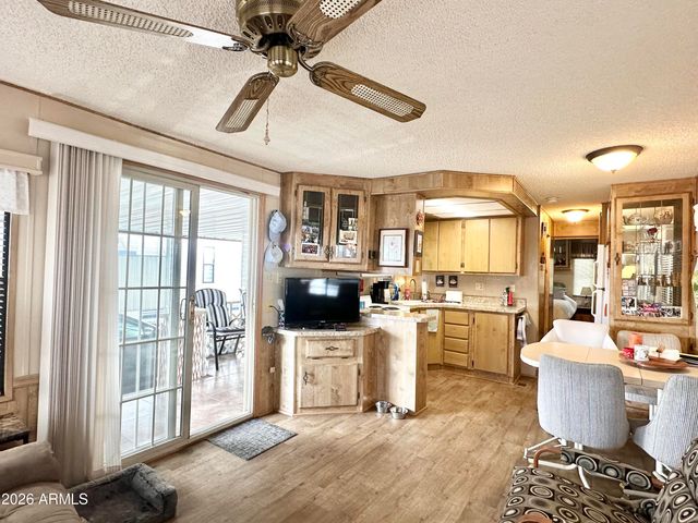 1015 S PROPSECTOR Drive, Apache Junction, AZ 85119