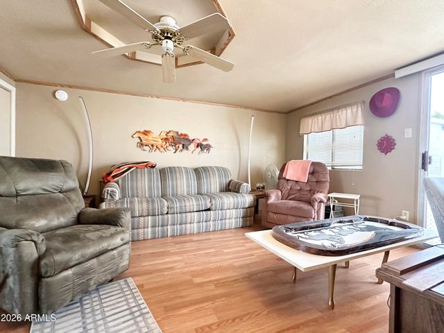 1015 S PROPSECTOR Drive, Apache Junction, AZ 85119