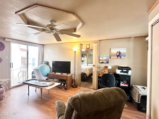 1015 S PROPSECTOR Drive, Apache Junction, AZ 85119