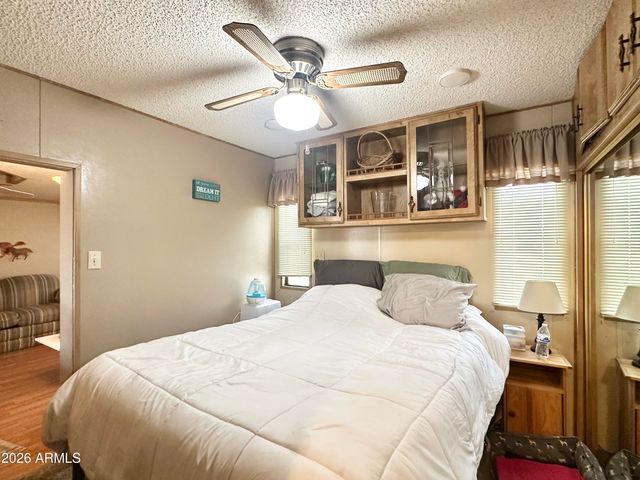 1015 S PROPSECTOR Drive, Apache Junction, AZ 85119