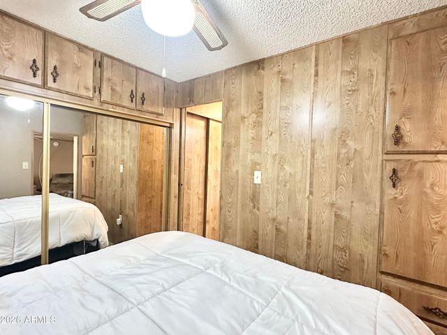 1015 S PROPSECTOR Drive, Apache Junction, AZ 85119