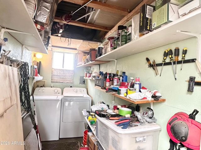 1015 S PROPSECTOR Drive, Apache Junction, AZ 85119