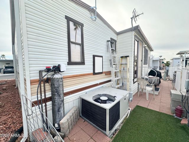 1015 S PROPSECTOR Drive, Apache Junction, AZ 85119