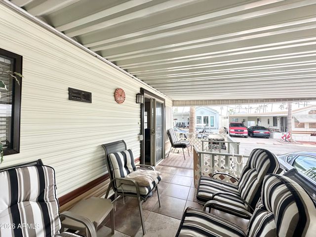 1015 S PROPSECTOR Drive, Apache Junction, AZ 85119