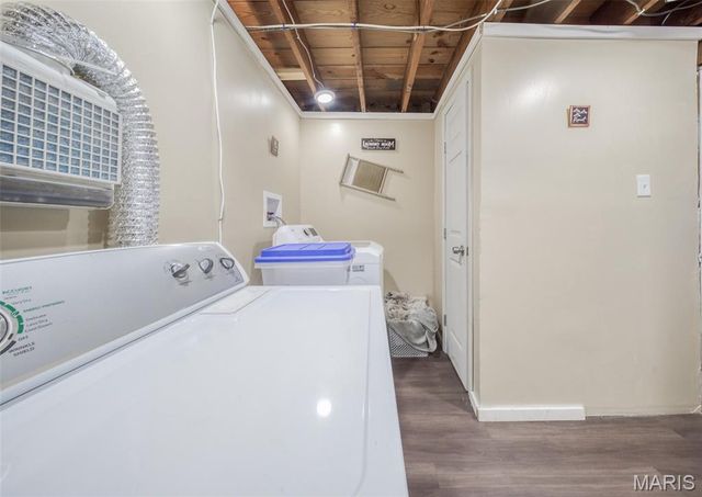 2893 Lesmer Court, St Louis, MO 63114