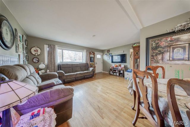 2893 Lesmer Court, St Louis, MO 63114