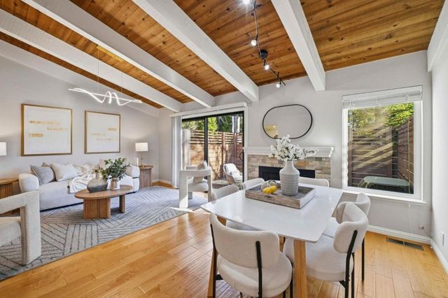 751 W Middlefield Road C, Mountain View, CA 94043