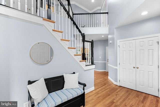 25781 PLANTING FIELD DR, Chantilly, VA 20152