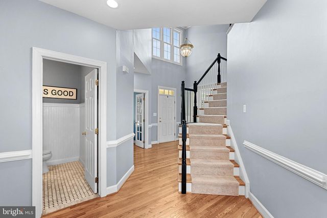 25781 PLANTING FIELD DR, Chantilly, VA 20152