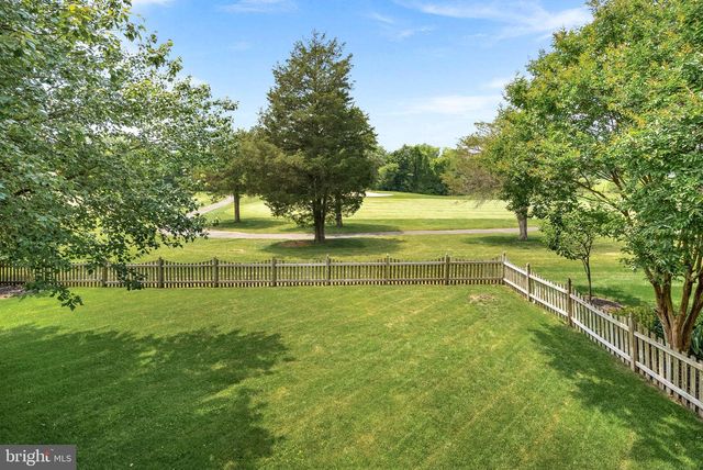 25781 PLANTING FIELD DR, Chantilly, VA 20152