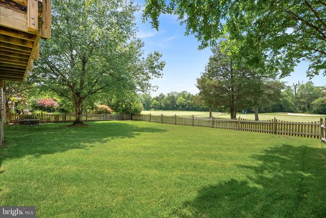 25781 PLANTING FIELD DR, Chantilly, VA 20152