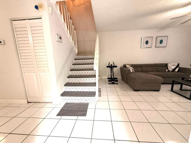 1684 Forest Lakes Circle A, West Palm Beach, FL 33406