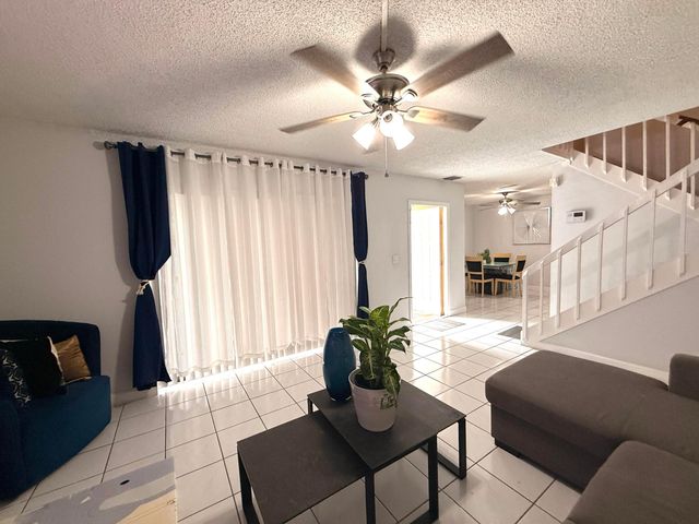 1684 Forest Lakes Circle A, West Palm Beach, FL 33406