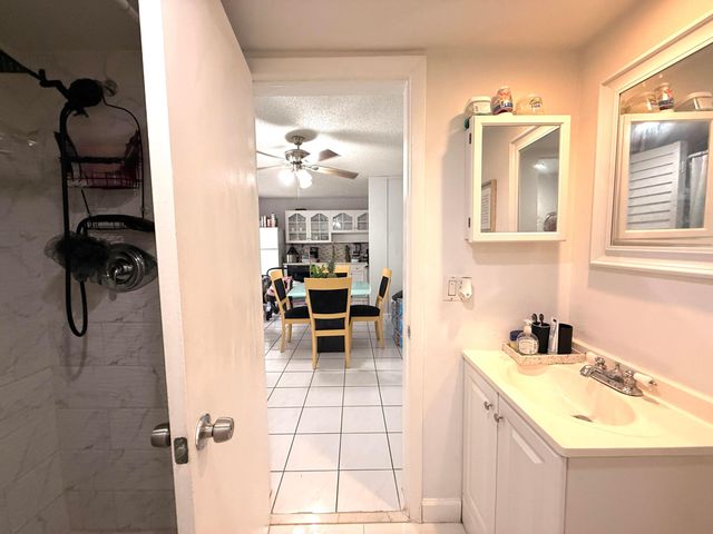 1684 Forest Lakes Circle A, West Palm Beach, FL 33406