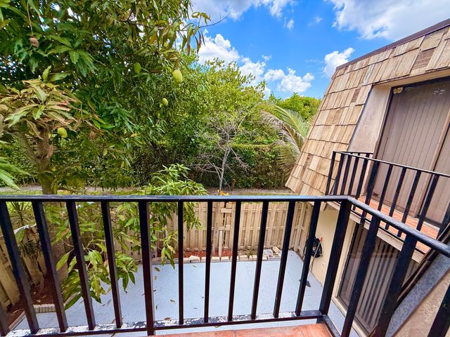 1684 Forest Lakes Circle A, West Palm Beach, FL 33406