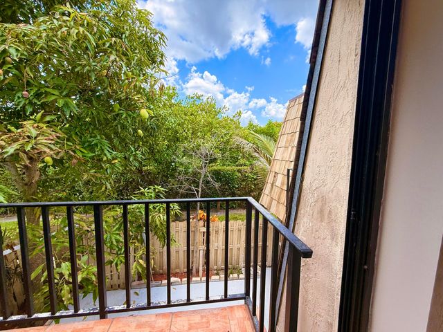 1684 Forest Lakes Circle A, West Palm Beach, FL 33406