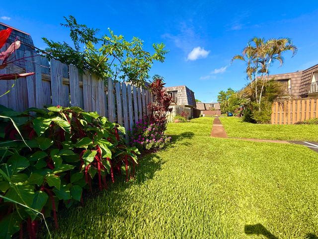 1684 Forest Lakes Circle A, West Palm Beach, FL 33406