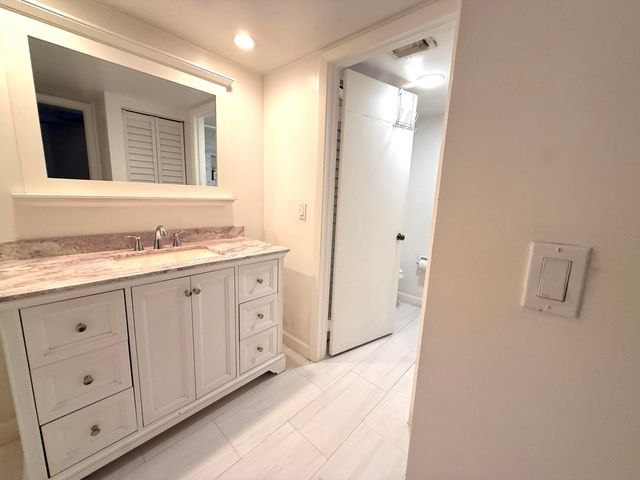 1684 Forest Lakes Circle A, West Palm Beach, FL 33406