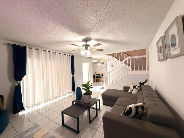 1684 Forest Lakes Circle A, West Palm Beach, FL 33406