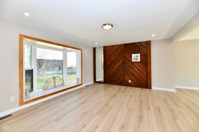 3151 Prairie Drive, Greenwood, IN 46142