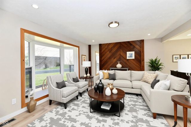 3151 Prairie Drive, Greenwood, IN 46142