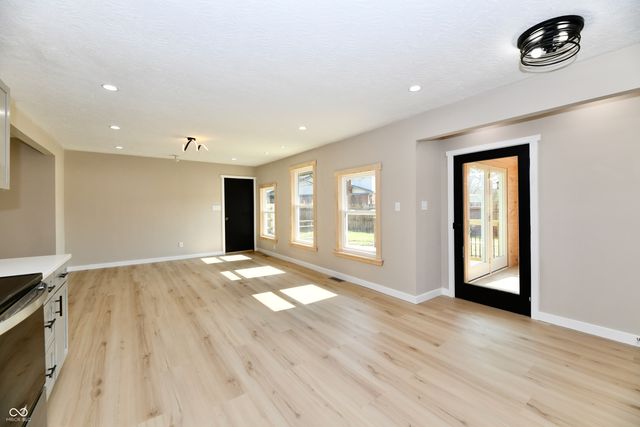 3151 Prairie Drive, Greenwood, IN 46142