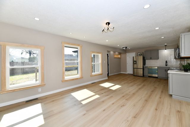 3151 Prairie Drive, Greenwood, IN 46142