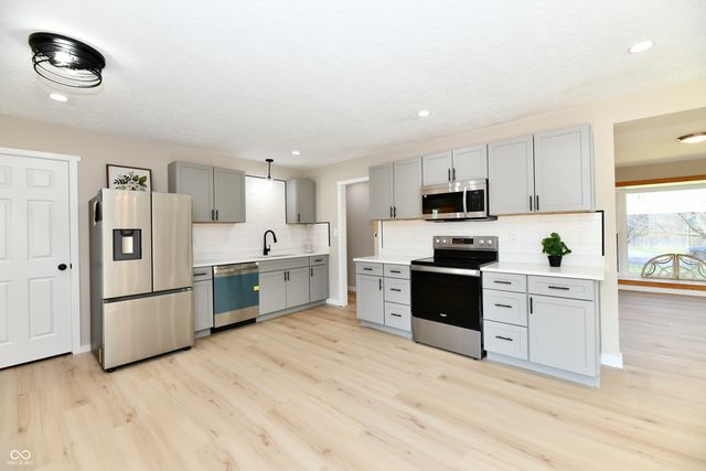 3151 Prairie Drive, Greenwood, IN 46142