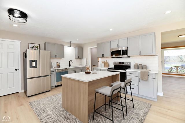 3151 Prairie Drive, Greenwood, IN 46142