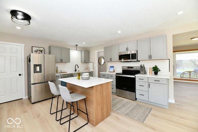 3151 Prairie Drive, Greenwood, IN 46142