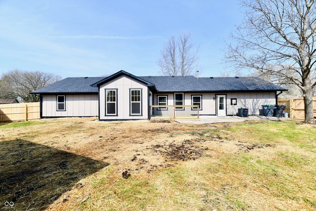 3151 Prairie Drive, Greenwood, IN 46142