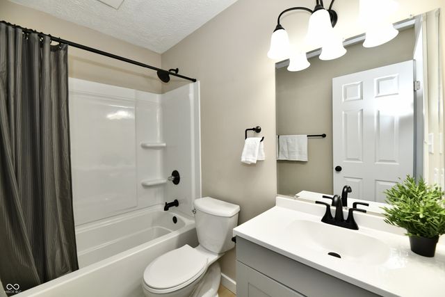 3151 Prairie Drive, Greenwood, IN 46142