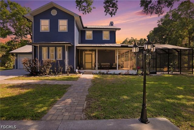3081 Wakefield LN, Alva, FL 33920
