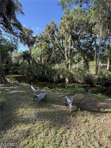 3081 Wakefield LN, Alva, FL 33920
