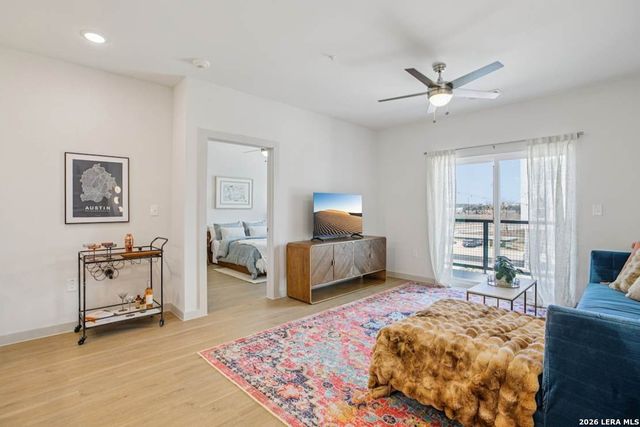 320 Goll St Apt 2304, Austin, TX 78640