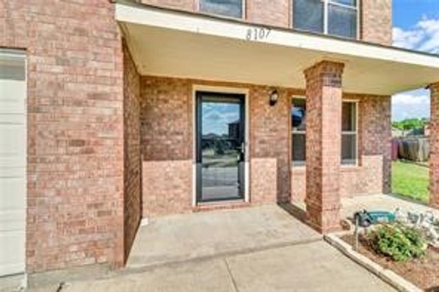 8107 Young Court, Arlington, TX 76002
